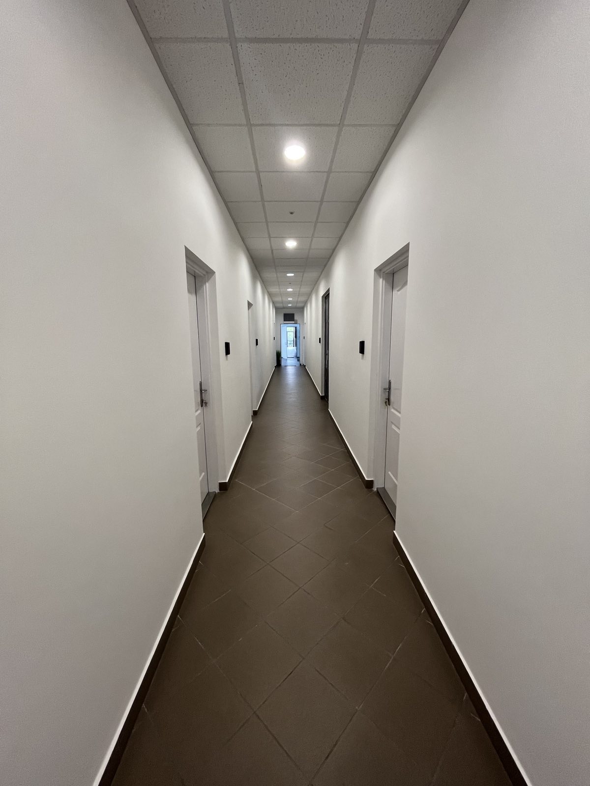 Emelet hosszú folyosó másképp